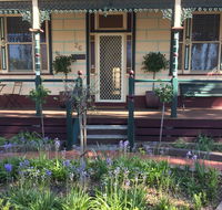 Yapera On Lucan - Accommodation Bookings