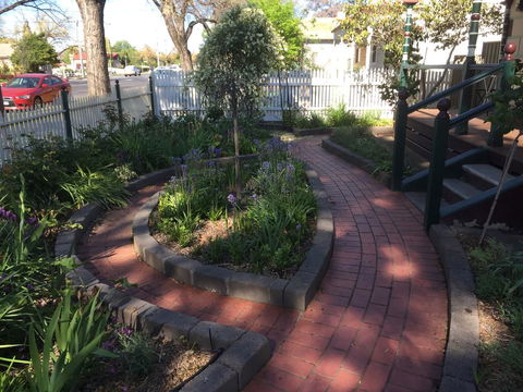 Yapera On Lucan - Accommodation Bookings 3
