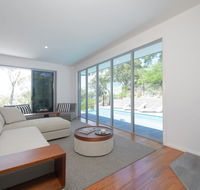 YARINGA - Retreat Style Accomodation with Swimming Pool