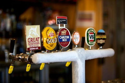 Yandina Hotel - Accommodation Bookings 2