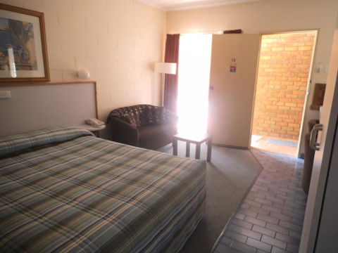 Yarragon Motel - Accommodation Bookings 2