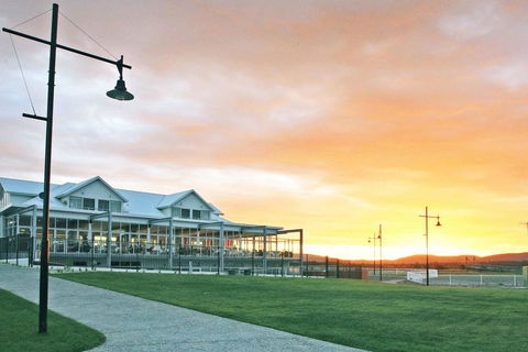 York Cove Holiday Hotel - Accommodation Bookings 0