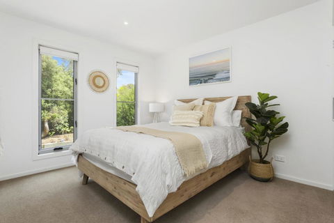 YOU, ME AND THE SEA - BLAIRGOWRIE - Accommodation Bookings 3