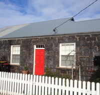 Young's Cottage - circa 1861 - Accommodation Bookings