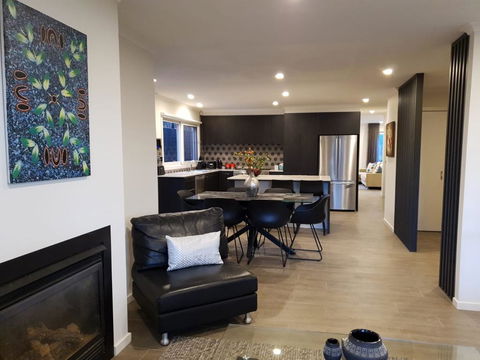 Your Home Away From Home - Accommodation Bookings 3