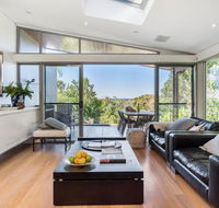 Your Luxury Escape - Vue from Here
