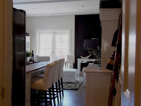 YSG The Edward Townhouse 155 - Steps To Town - Accommodation Bookings 2