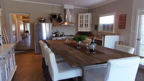 YSG The Edward Townhouse 155 - Steps To Town - Accommodation Bookings 0