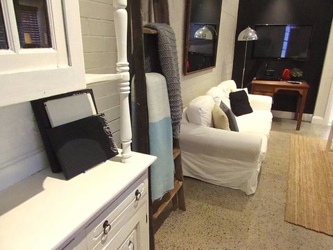 YSG The Edward Townhouse 157 - Steps To Town - Accommodation Bookings 2