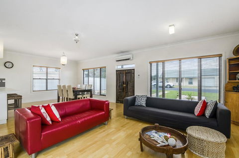 Zaahira House - Accommodation Bookings 1