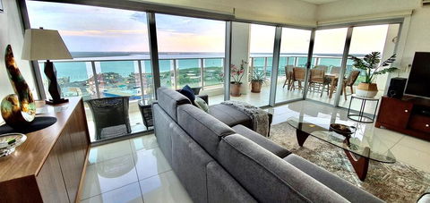 ZEN BY THE WATER - Darwin Premier Retreat - Accommodation Bookings 2