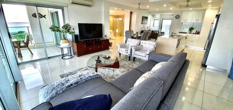 ZEN BY THE WATER - Darwin Premier Retreat - Accommodation Bookings 1
