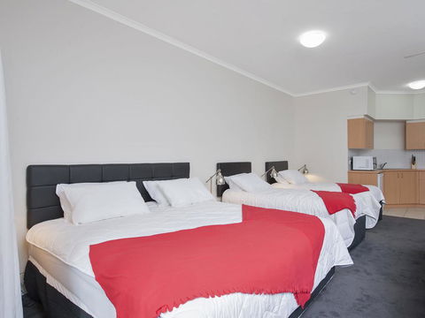 Zenith Studio, Unit 4/10 Messines Street - Accommodation Bookings 2