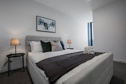 Grey Style, Simple And Cozy Apt@Parkville+Carpark - Accommodation Bookings 2
