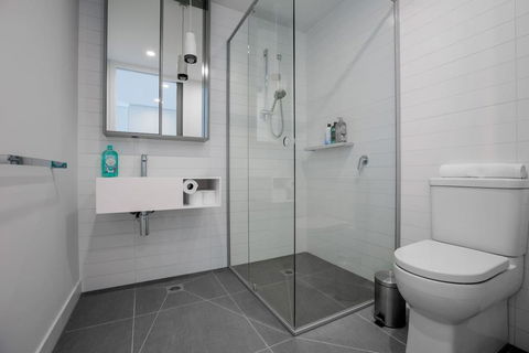 Modern City Comfy And Warm Apt@Parkville+Carpark - Accommodation Bookings 1