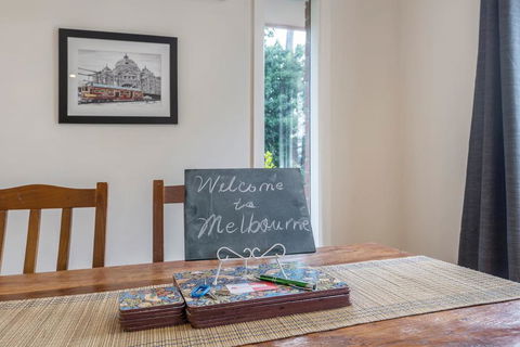Spacious Bungalow5min Walk To Station5min To Box HillWiFiParking - Accommodation Bookings 3