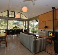 Elfin Hill Vineyard Accommodation - Accommodation Bookings