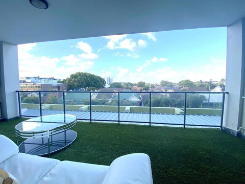 A Cozy 2B2B Apartment Near Airport & Train Station - Accommodation Bookings 3