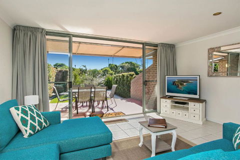 A Perfect Stay - 2 James Cook Apartments - Accommodation Bookings 3