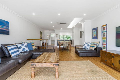 A Perfect Stay - 3 James Cook Apartments - Accommodation Bookings 4