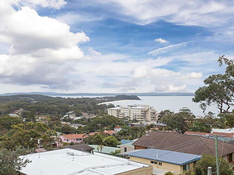 Adriana 9 Fabulous Views And Aircon - Accommodation Bookings 0