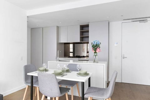 A 2BR Apt Near Melbourne Central & QV Market - Accommodation Bookings 4