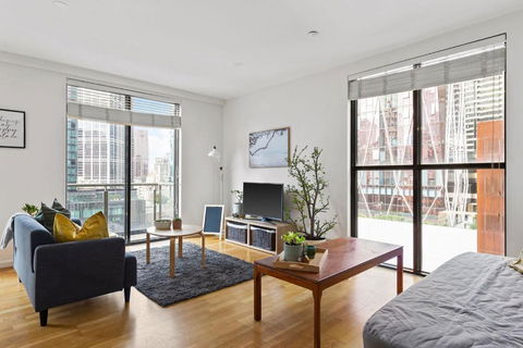 A 2BR Loft Near Melbourne Central FREE Parking - Accommodation Bookings 1
