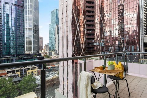 A 2BR Loft Near Melbourne Central FREE Parking - Accommodation Bookings 2