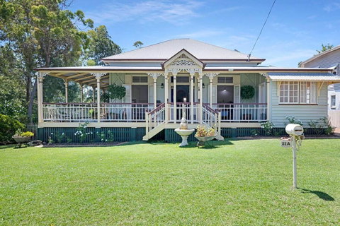 A Charming Queenslander - Accommodation Bookings 0