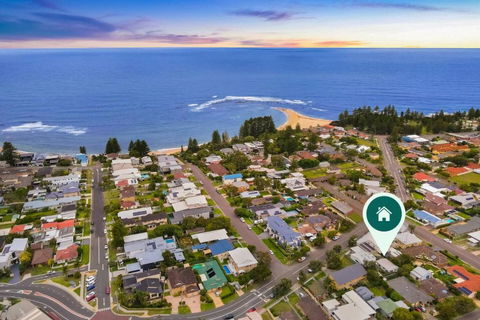A Chic Coastal Hideaway At Toowoon Bay Beach - Accommodation Bookings 3