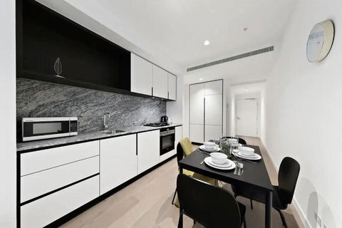 A Comfy Apt Next To Southern Cross FREE Parking - Accommodation Bookings 1