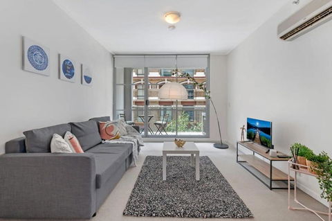 A Comfy & Modern Studio Near Darling Harbour - Accommodation Bookings 0