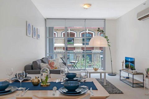 A Comfy & Modern Studio Near Darling Harbour - Accommodation Bookings 2