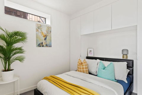 A Comfy & Stylish Apt Near Melbourne Central & QV - Accommodation Bookings 1