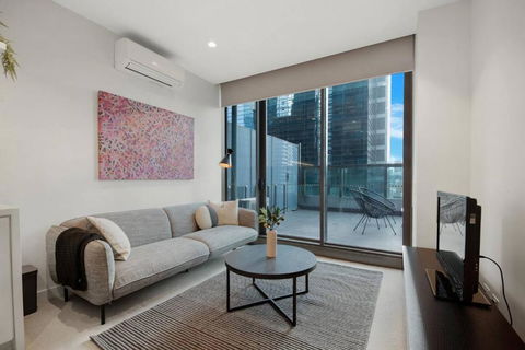A Cosmopolitan Hub In CBD Centre - Accommodation Bookings 1
