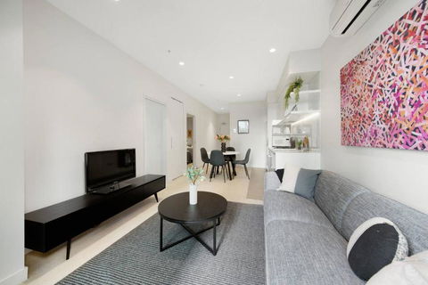 A Cosmopolitan Hub In CBD Centre - Accommodation Bookings 2