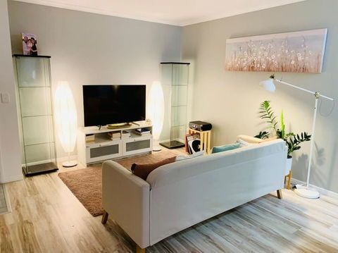 A Cosy And Peaceful Apartment In The Heart Of Yandina - Accommodation Bookings 0