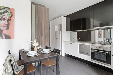 A Cozy 2BR Apt Opposite Southern Cross Station - Accommodation Bookings 4