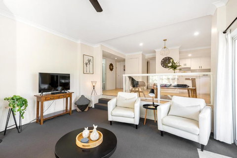 A Little Jewel By The Sea - Accommodation Bookings 3
