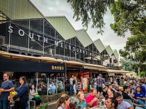 A Lux 2BR Apt Near South Melbourne Market - Accommodation Bookings 2