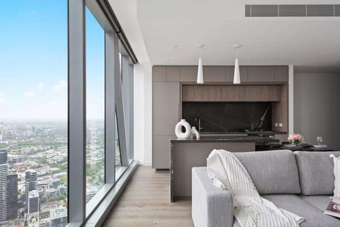 A Lux 2BR Apt Next To Southern Cross City Views - Accommodation Bookings 1