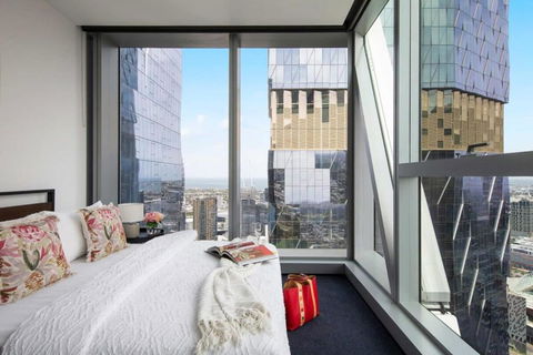 A Lux 2BR Apt Next To Southern Cross City Views - Accommodation Bookings 2