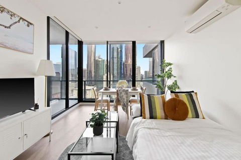 A Modern Apt Near Southern Cross With City Views - Accommodation Bookings 4