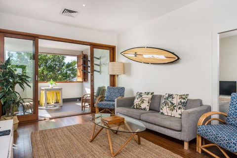 A Perfect Stay - Quiksilver Apartments The Wreck - Accommodation Bookings 1