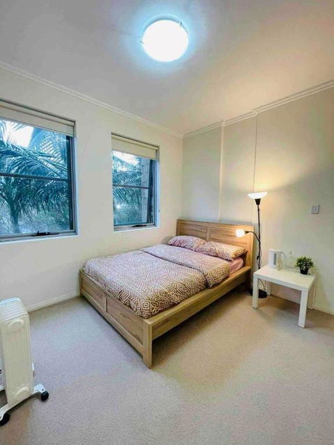 A Private Room - 1 Train Stop To Chatswood CBD - Accommodation Bookings 1