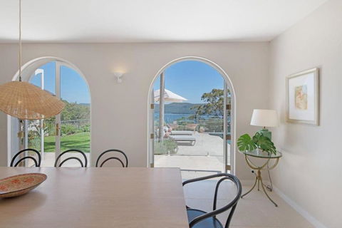 A Slice Of Paradise, Newly Transformed Avalon House With Breathtaking Views - Accommodation Bookings 1
