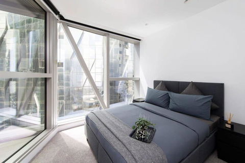 A Spacious & Lux Apt For 5 Next To Southern Cross - Accommodation Bookings 0