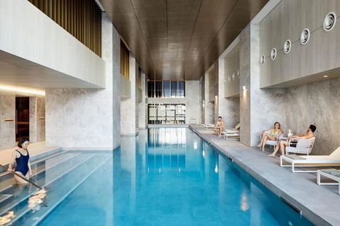 A Spacious & Lux Apt For 5 Next To Southern Cross - Accommodation Bookings 2