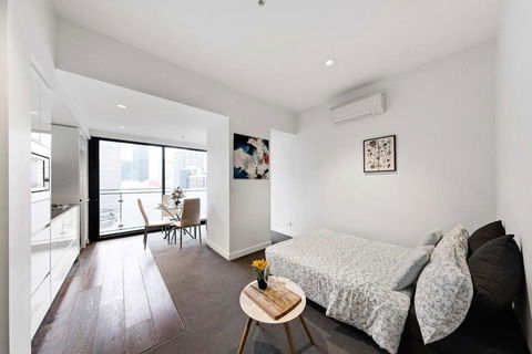 A Stylish Apt For 4 Near Queen Victoria Market - Accommodation Bookings 2