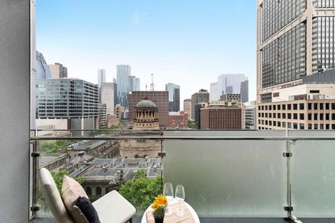 A Stylish Apt For 4 Near Queen Victoria Market - Accommodation Bookings 4